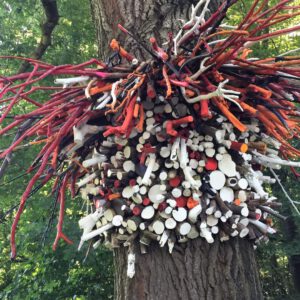 'Droomboom' ( voorbeeld van meerdere bomen, uitgevoerd in parken/routes)